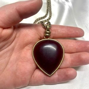 Dark stone pendant necklace